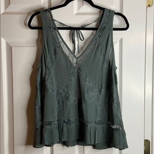 American Eagle Lace top